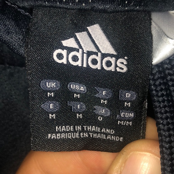 Men’s Adidas Gray and Green Shorts! - Picture 3 of 4